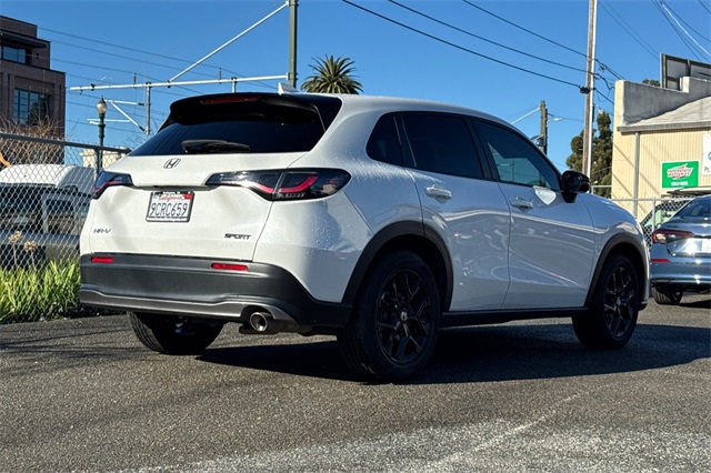2023 Honda HR-V Sport photo 2