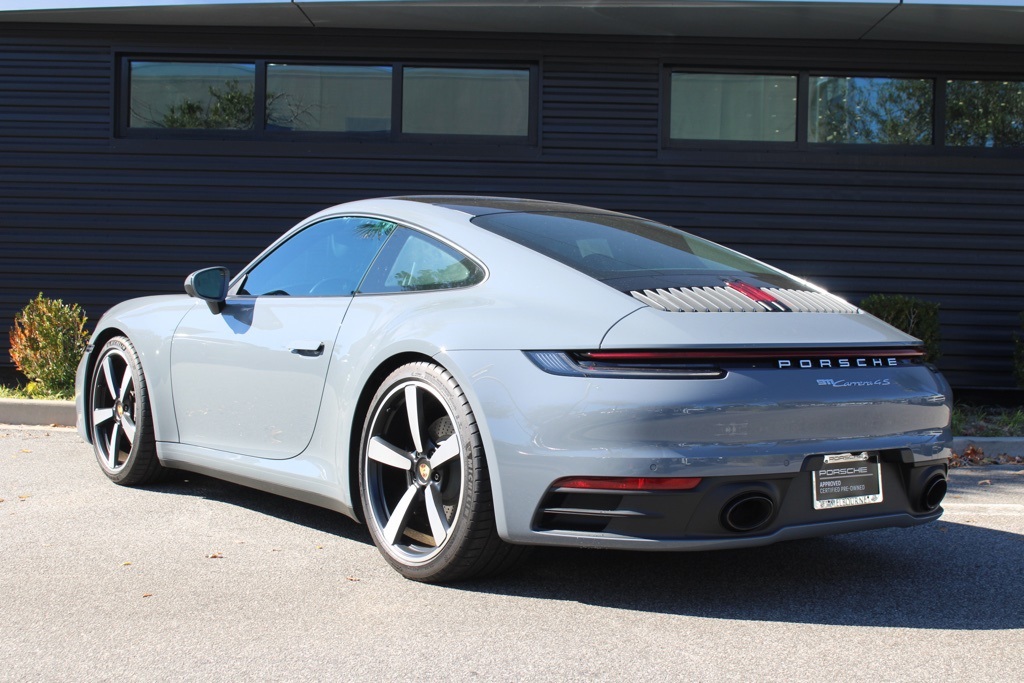 2024 Porsche 911 4S Coupe photo 2