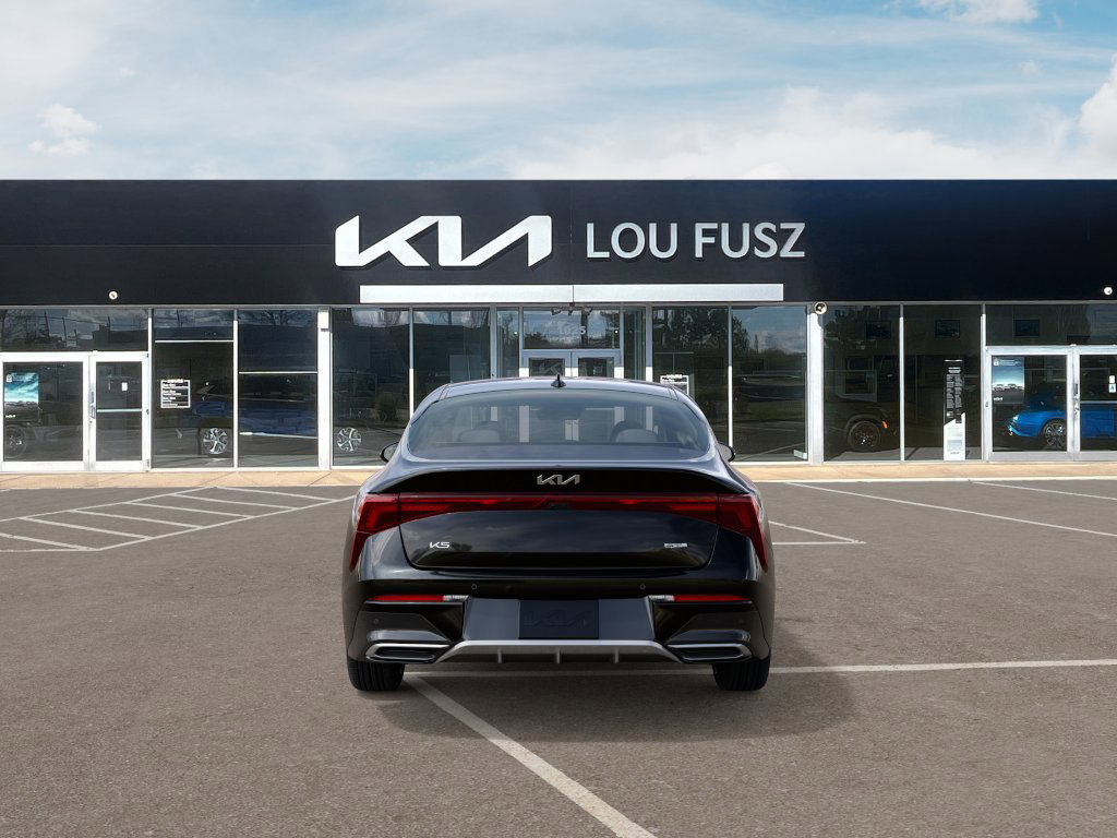 2026 Kia K5 GT-Line photo 5