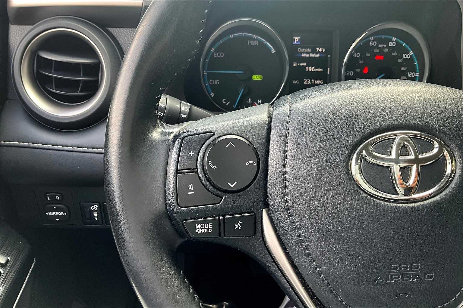 2018 Toyota RAV4 Hybrid Limited photo 22
