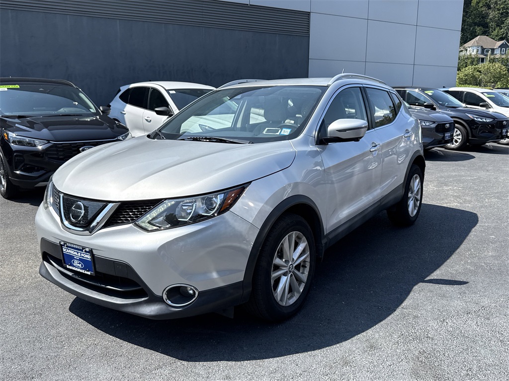 2019 Nissan Rogue Sport SV photo 3