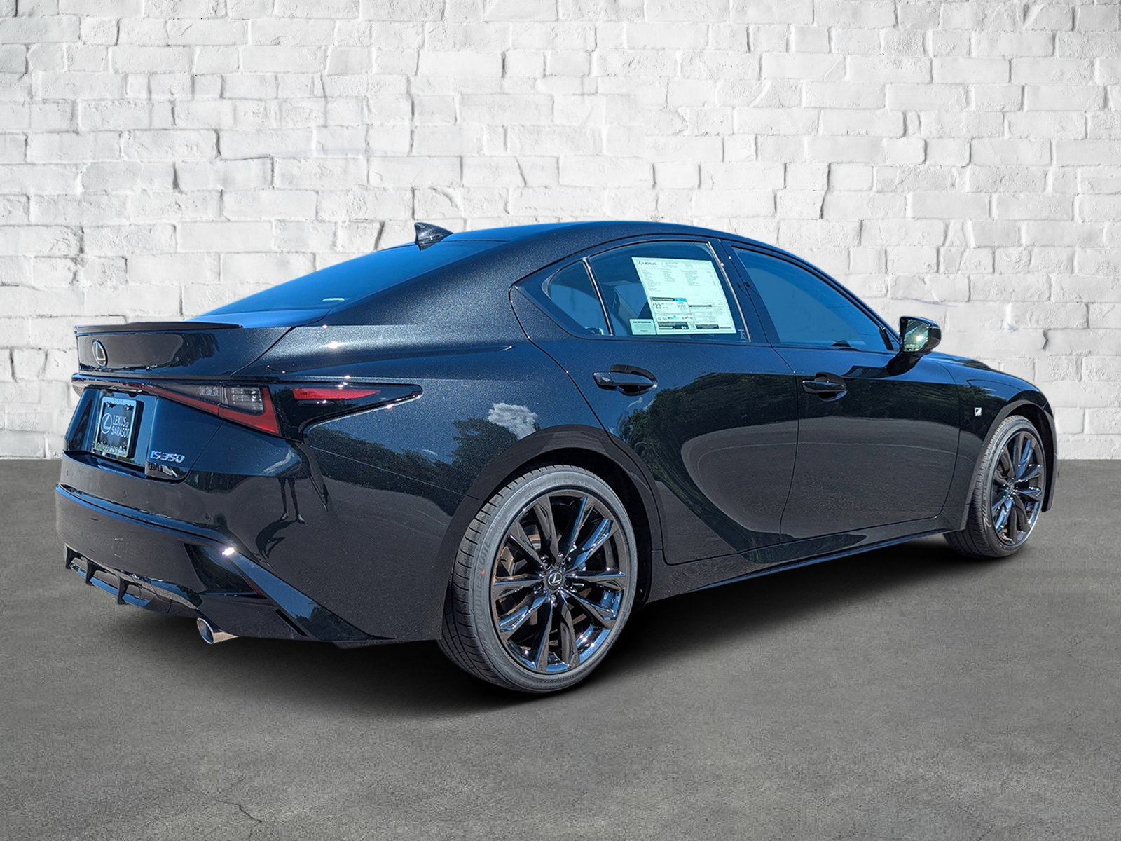 2025 Lexus IS 350 F SPORT photo 4