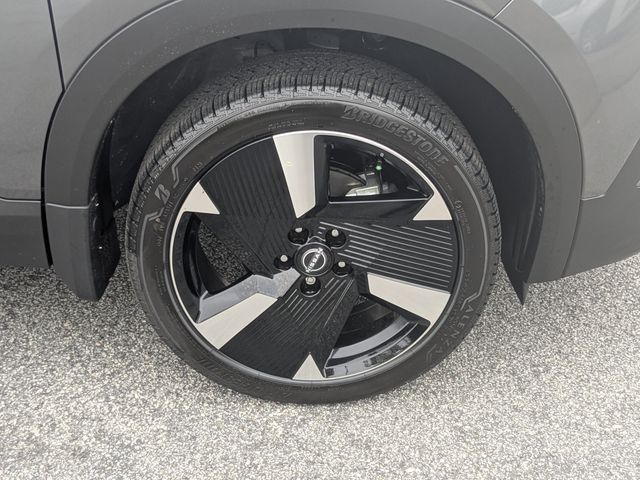 2025 Nissan Kicks SR photo 7
