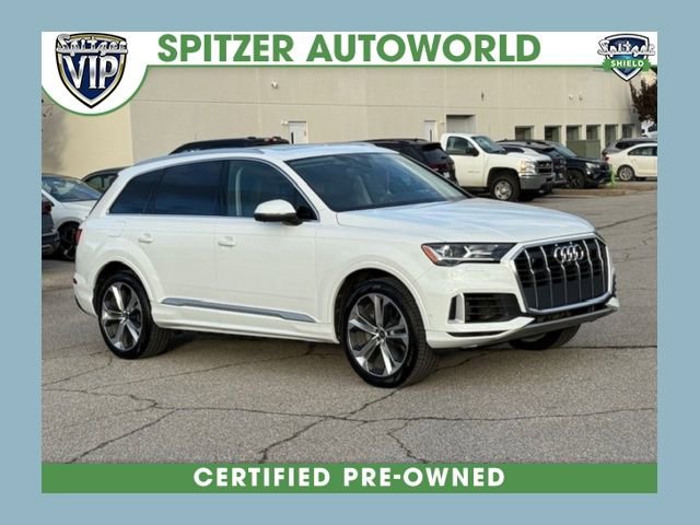 2022 Audi Q7 Premium Plus's photo