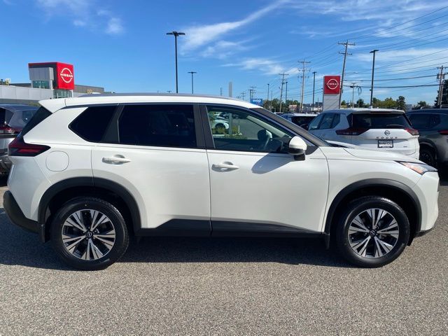 2023 Nissan Rogue SV photo 18