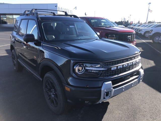 2025 Ford Bronco Sport Badlands photo 3