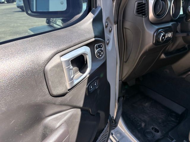 2021 Jeep Wrangler Unlimited Willys photo 10