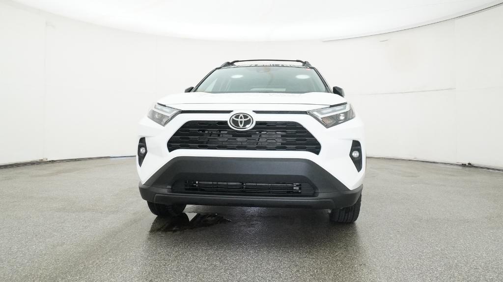 2025 Toyota RAV4 Hybrid photo 3