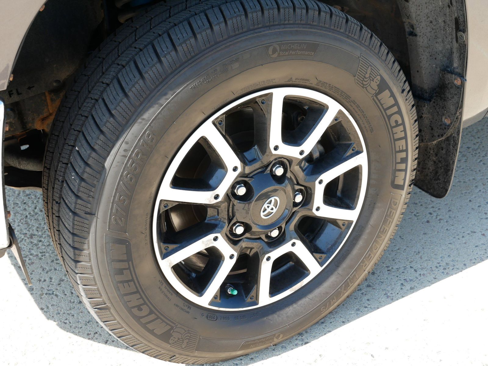 2018 Toyota Tundra SR5 photo 10