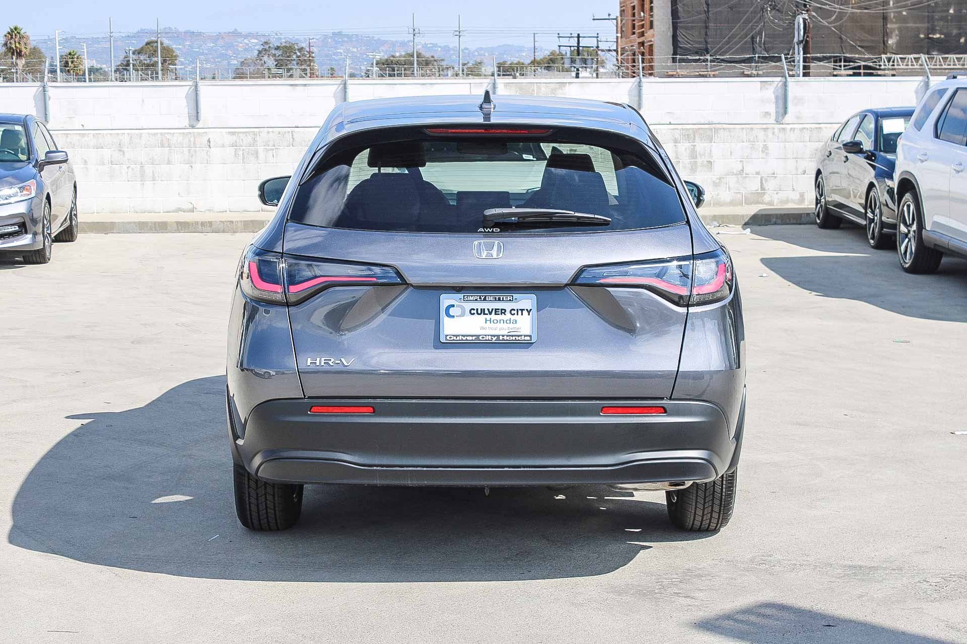 2026 Honda HR-V LX photo 7