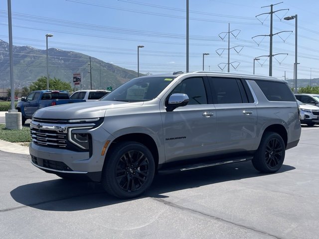 2025 Chevrolet Suburban Premier photo 4