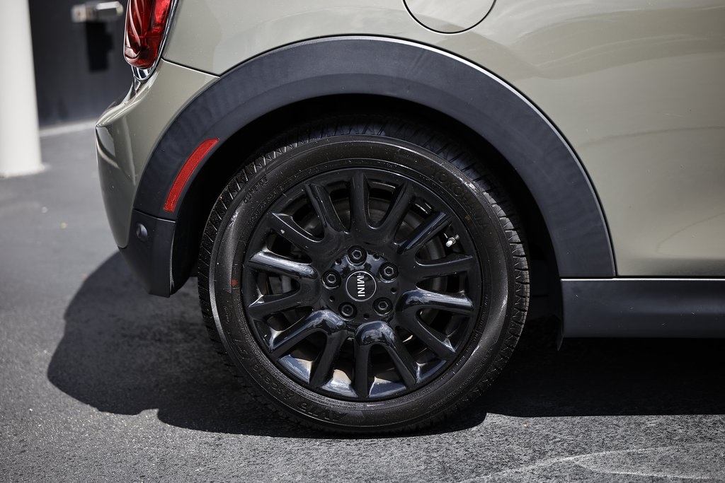 2020 Mini Cooper Signature photo 6