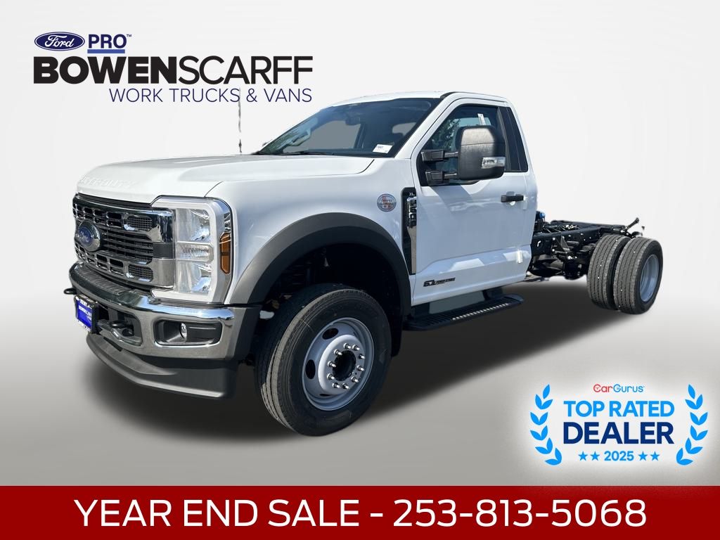2025 Ford F-600 Super Duty Chassis Cab XL's photo