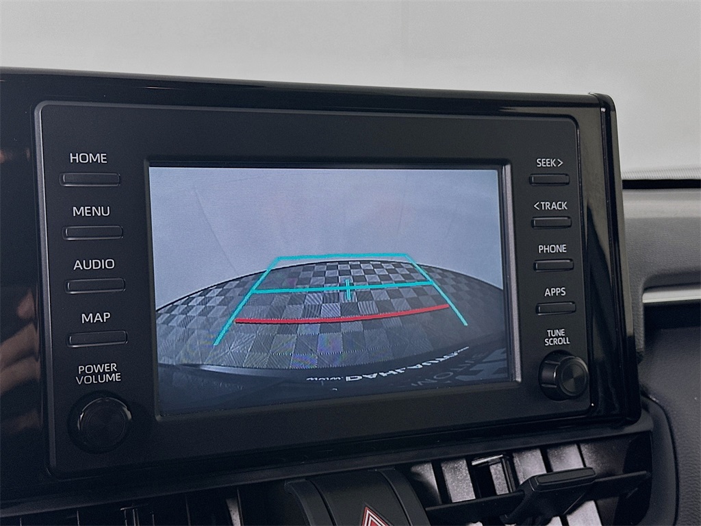 2019 Toyota RAV4 LE photo 16