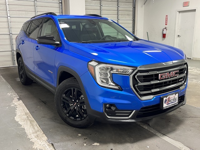 2024 GMC Terrain AT4's photo