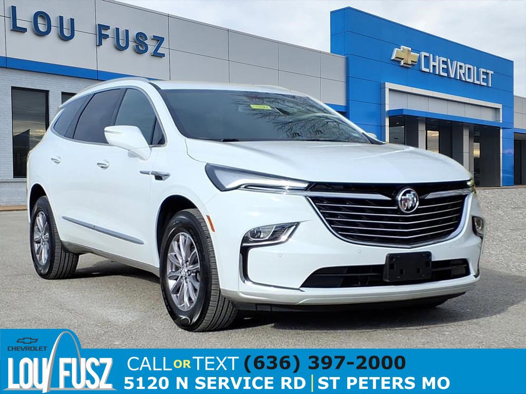 2023 Buick Enclave Essence's photo