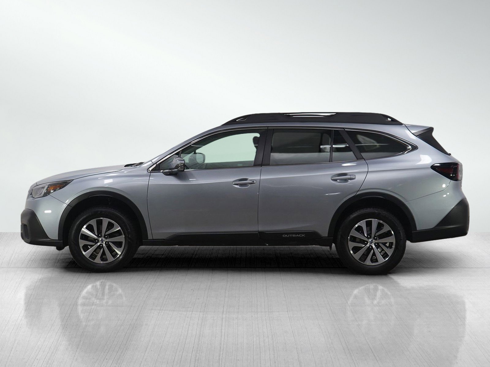 Used 2021 Subaru Outback Premium with VIN 4S4BTAFC1M3101040 for sale in Burnsville, Minnesota