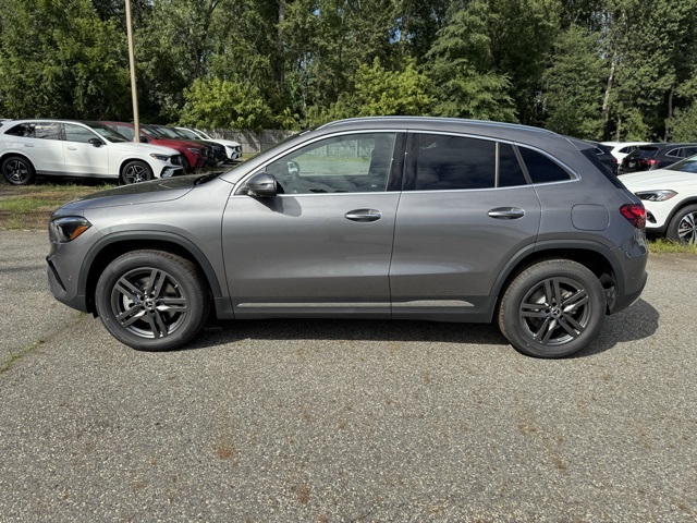 2026 Mercedes Benz GLA 250 4MATIC photo 4