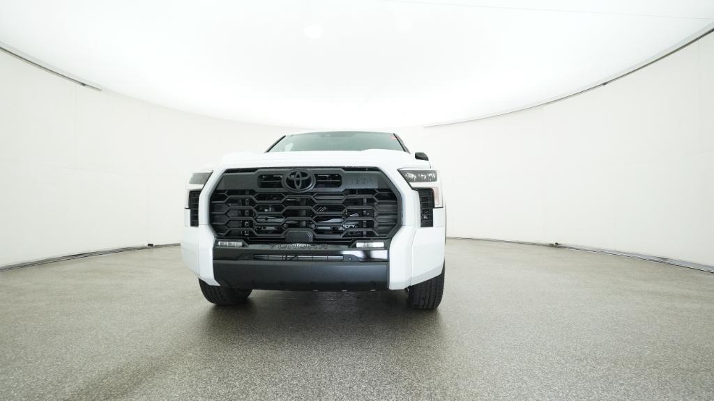 2026 Toyota Tundra Limited CrewMax photo 3