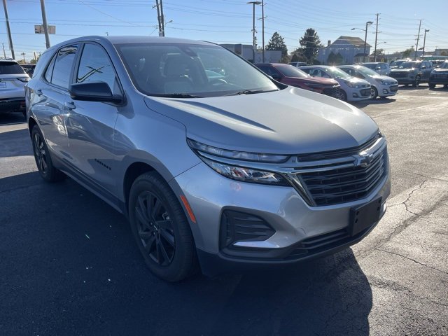 2023 Chevrolet Equinox LS's photo