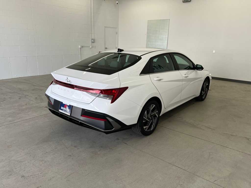 2025 Hyundai Elantra Hybrid Limited photo 7