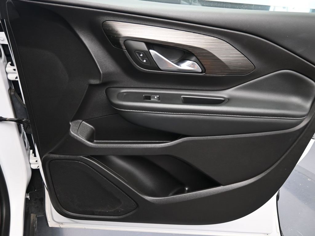 2024 Gmc Terrain SLT photo 27