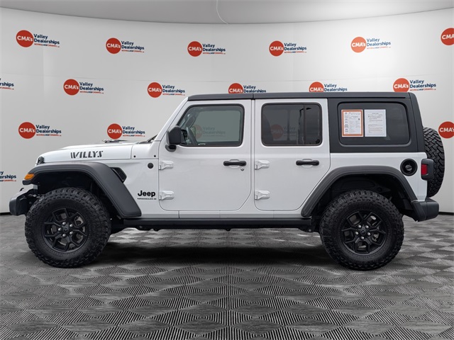 2024 Jeep Wrangler Willys photo 8