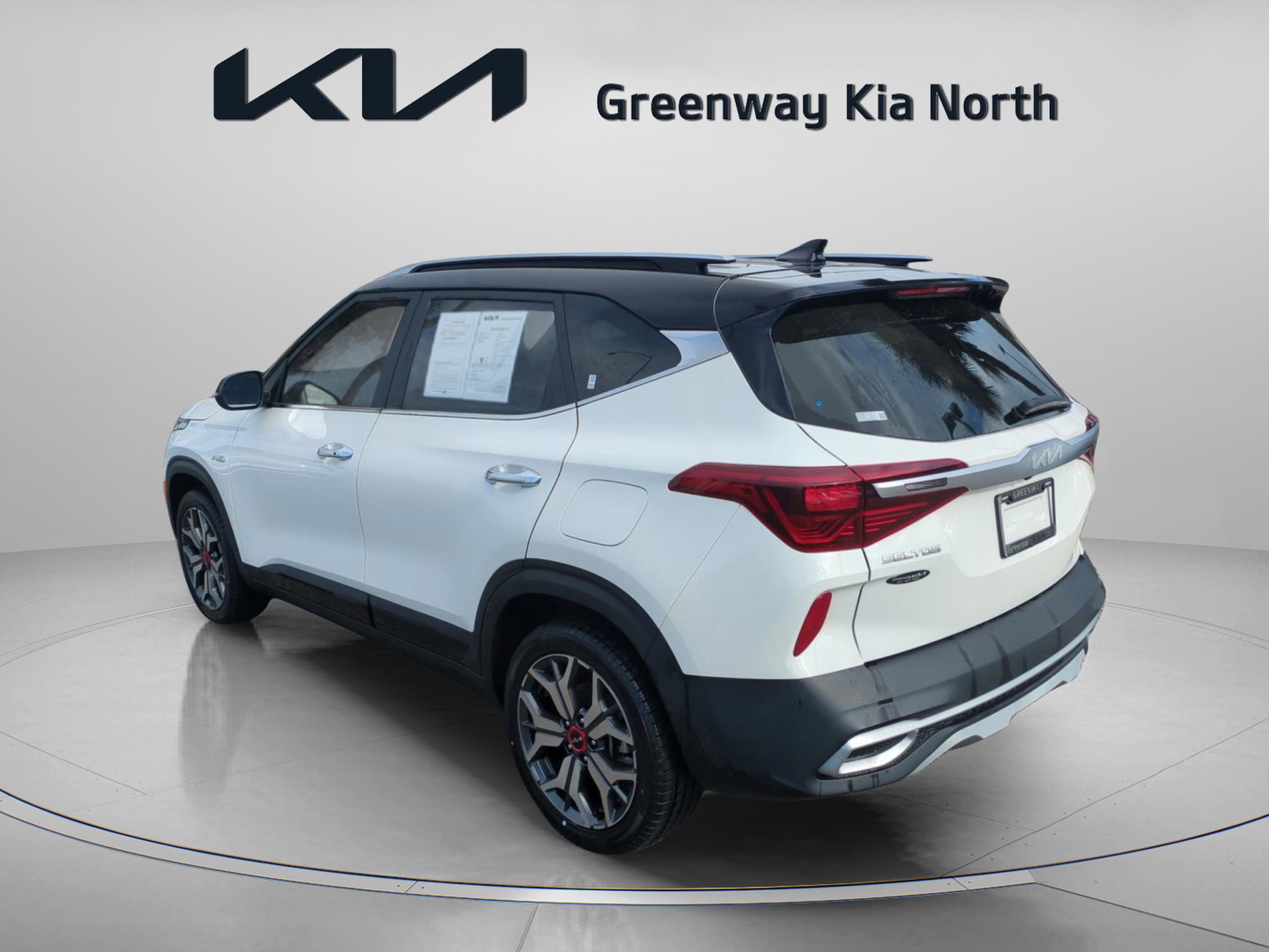 2022 Kia Seltos SX photo 4