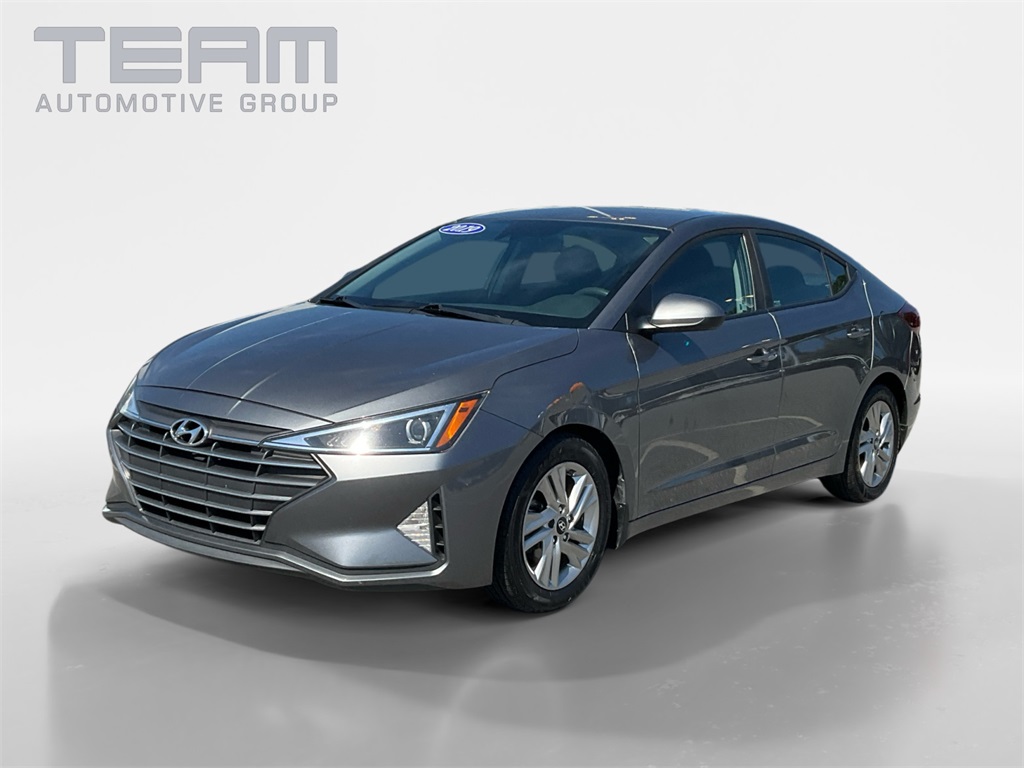 2019 Hyundai Elantra SEL photo 3