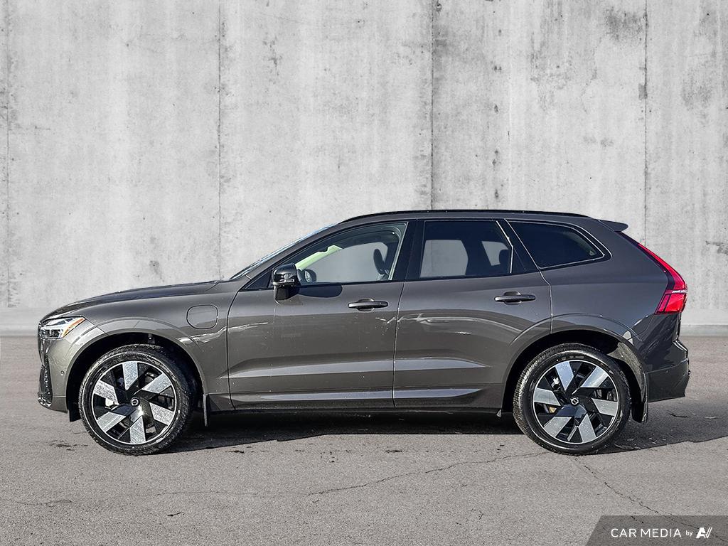 New 2025 Platinum Grey Metallic  Volvo T8 AWD Plus Dark Theme image 1