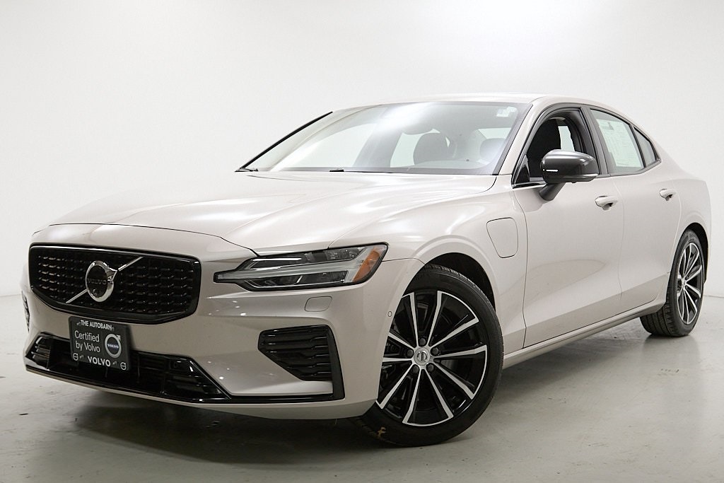 2025 VOLVO S60 - Image 1