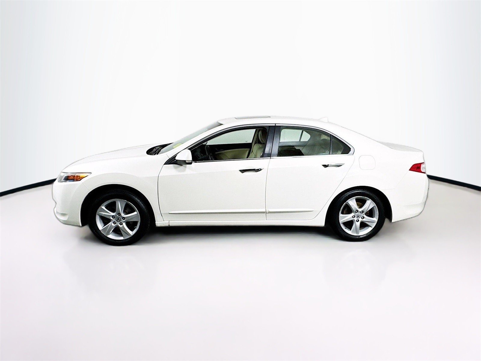 2010 Acura TSX photo 3
