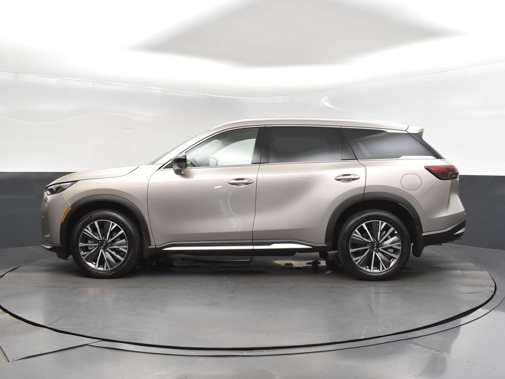 2026 Infiniti QX60 Luxe photo 2