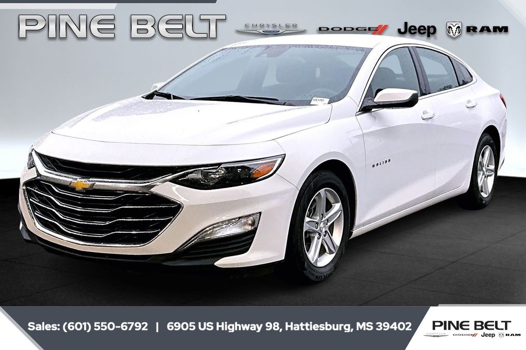 2023 Chevrolet Malibu 1FL's photo