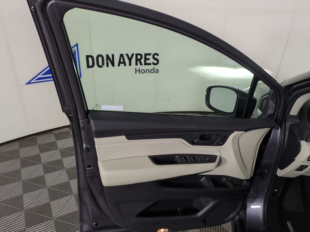 2026 Honda Odyssey EX-L photo 9