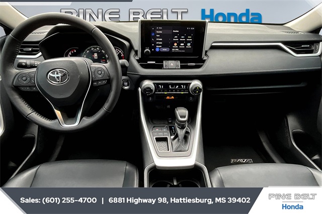 2024 Toyota RAV4 XLE Premium photo 13