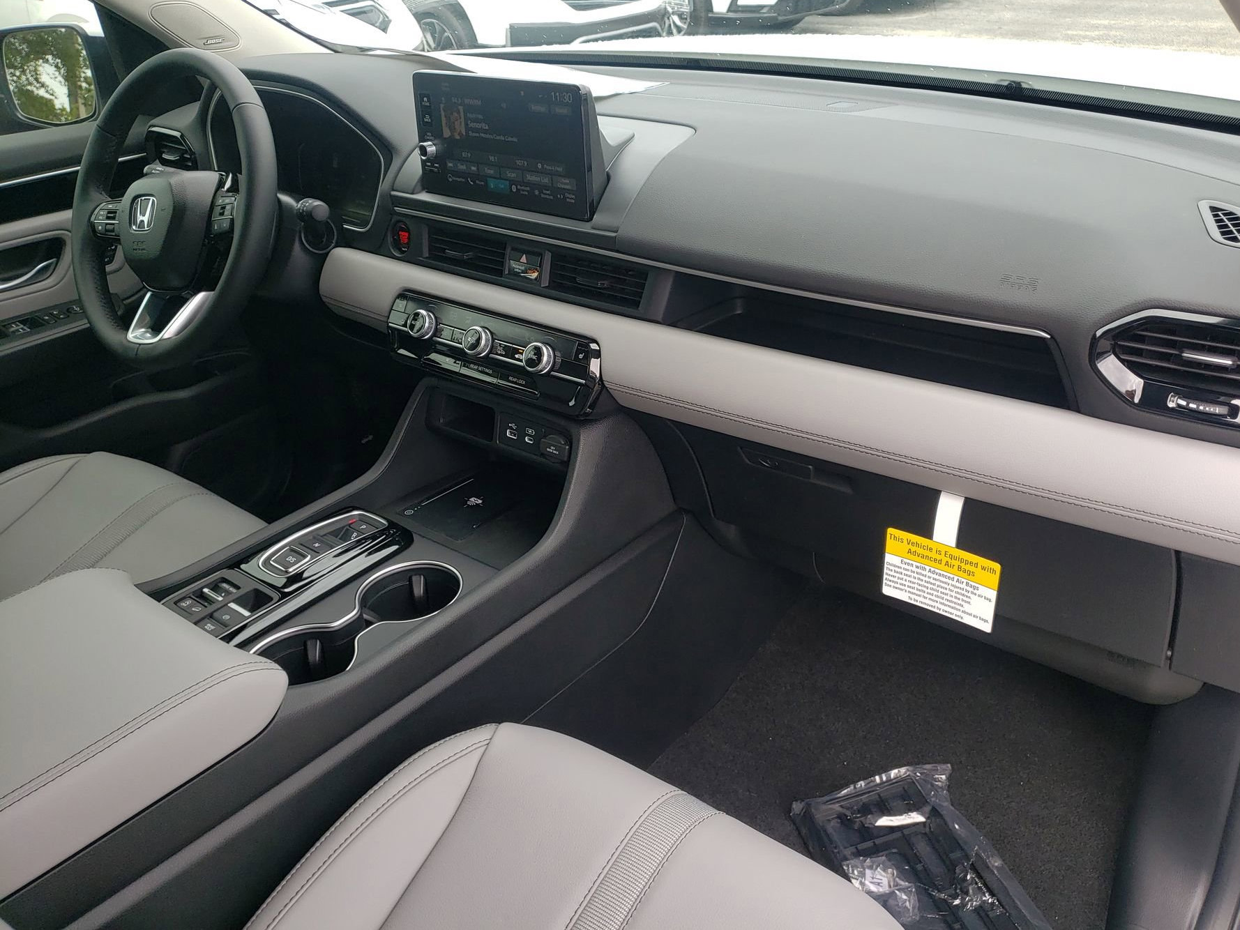 2025 Honda Pilot Touring photo 13