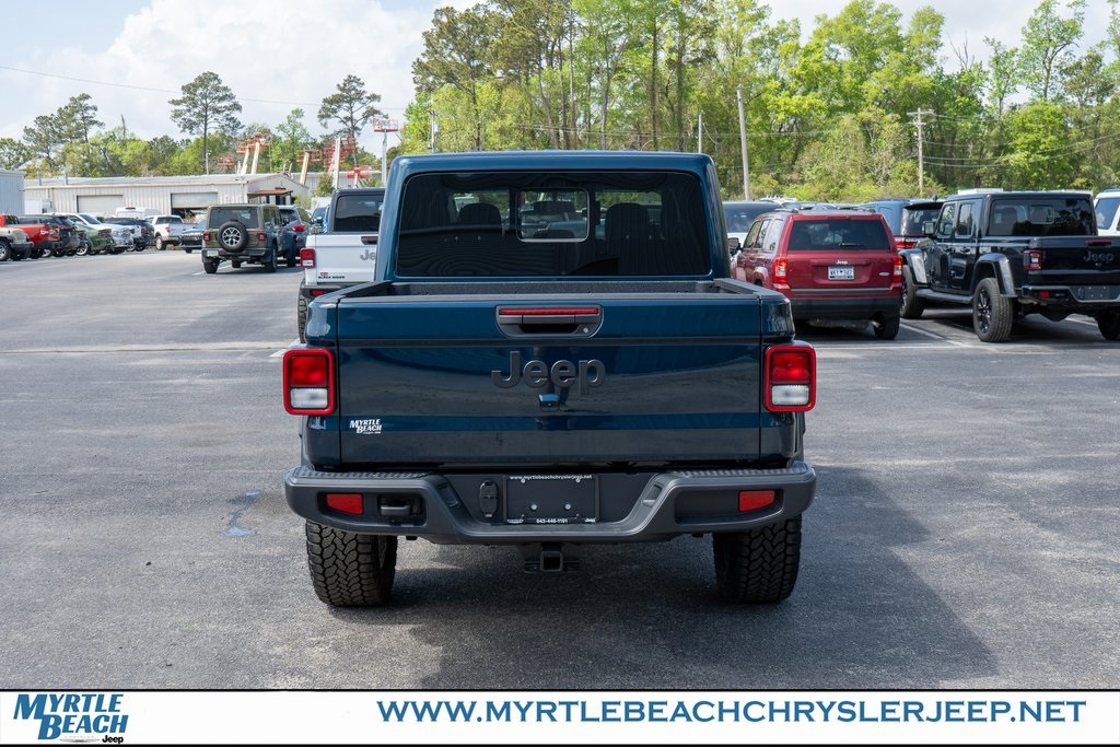 2025 Jeep Gladiator Sport photo 5