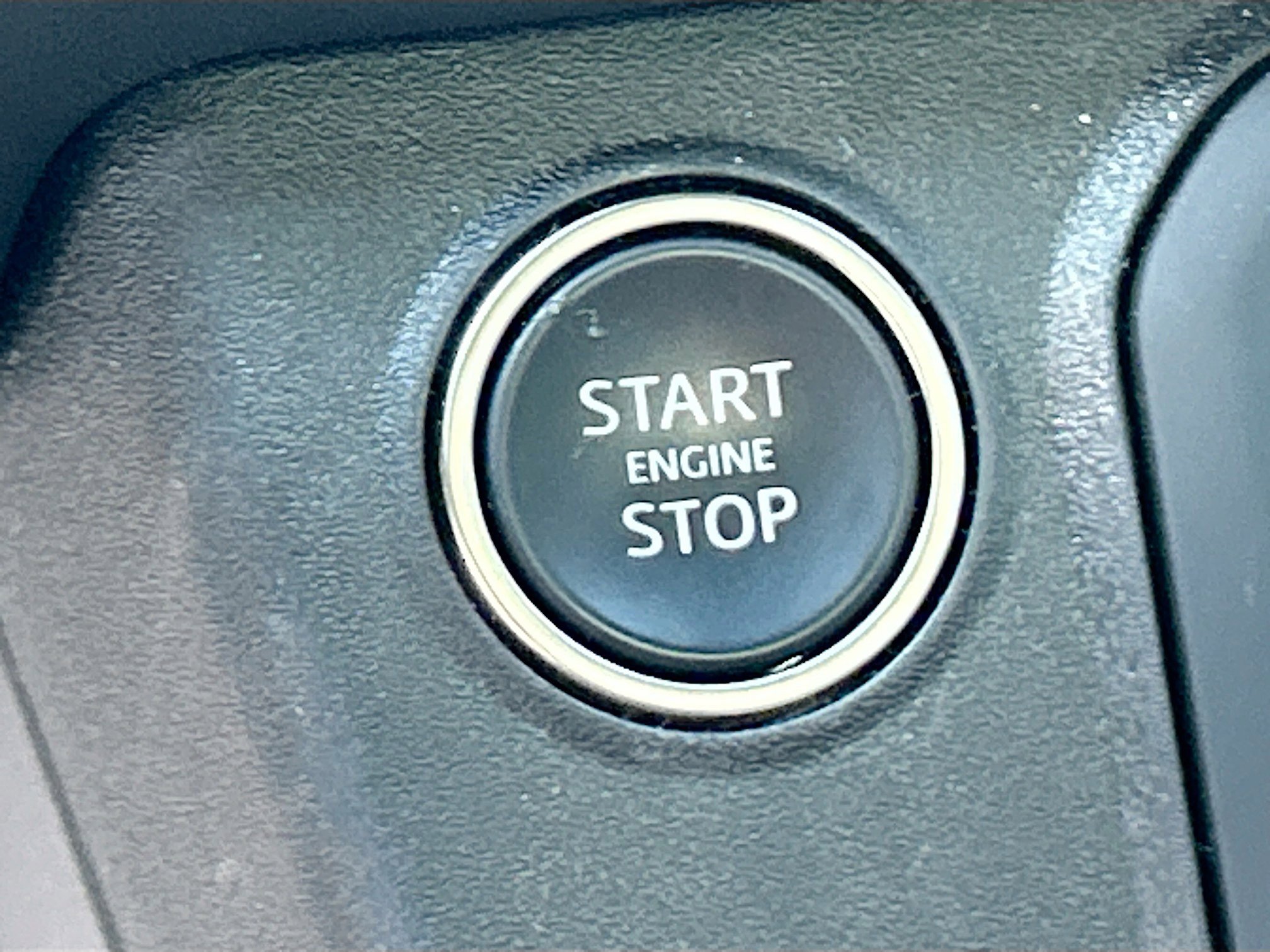 2025 Land Rover Defender 130 X photo 21