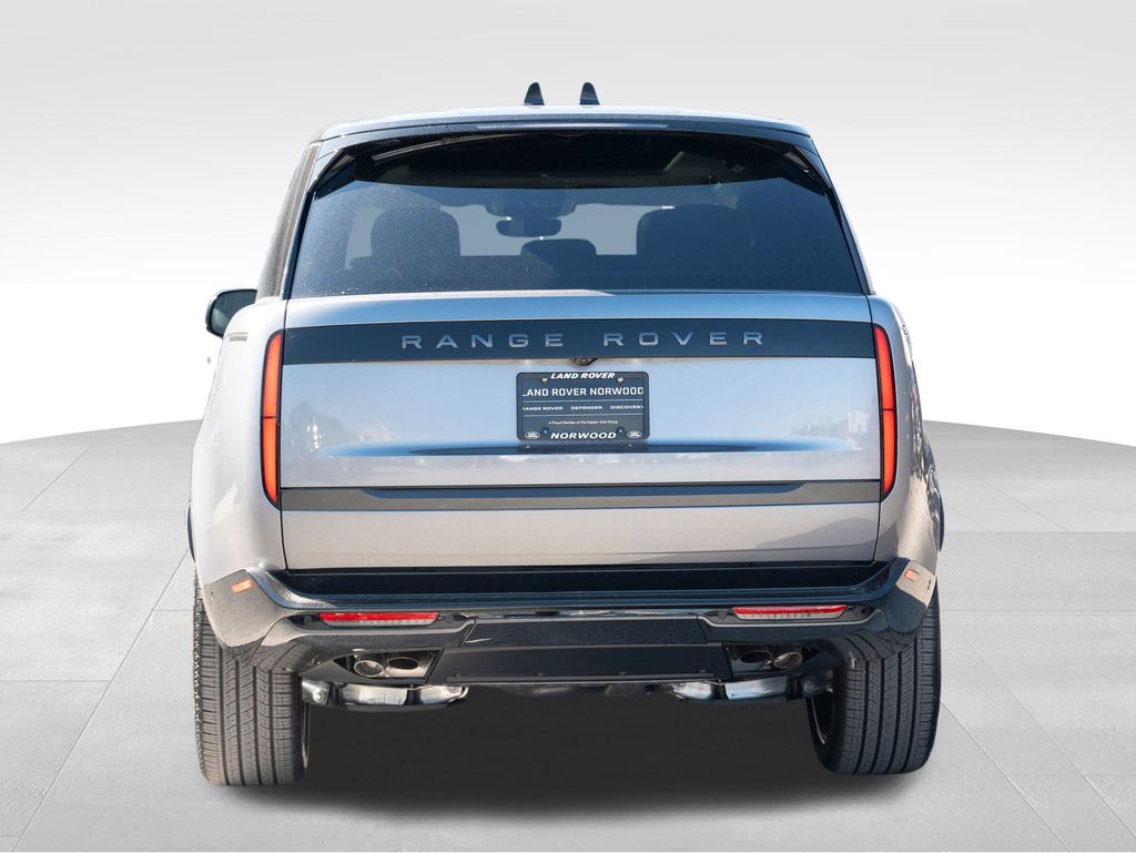 2025 Land Rover Range Rover SE photo 5