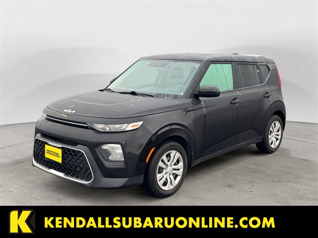 2022 Kia Soul LX's photo