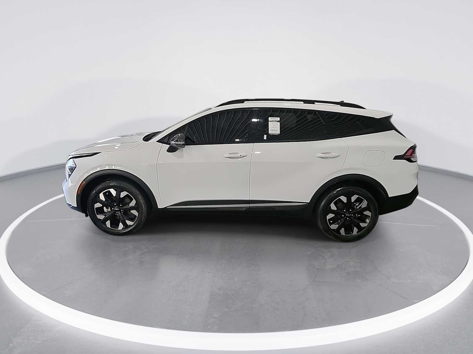 2023 Kia Sportage X-Line photo 5