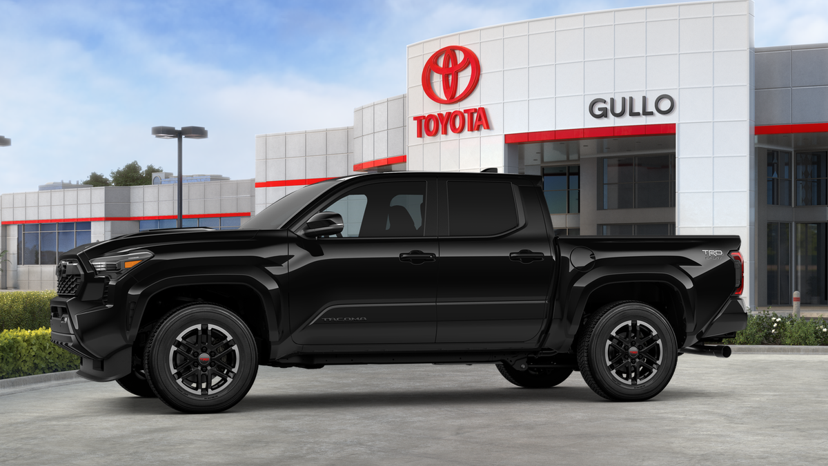 2026 Toyota Tacoma TRD Sport Double Cab photo 3