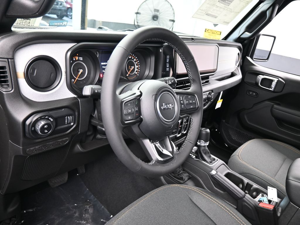2025 Jeep Gladiator Sport S photo 10