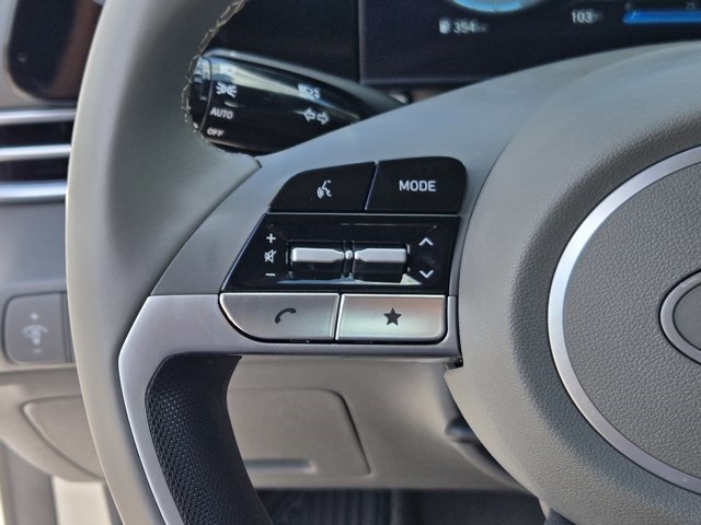 2024 Hyundai Elantra SEL Convenience photo 25