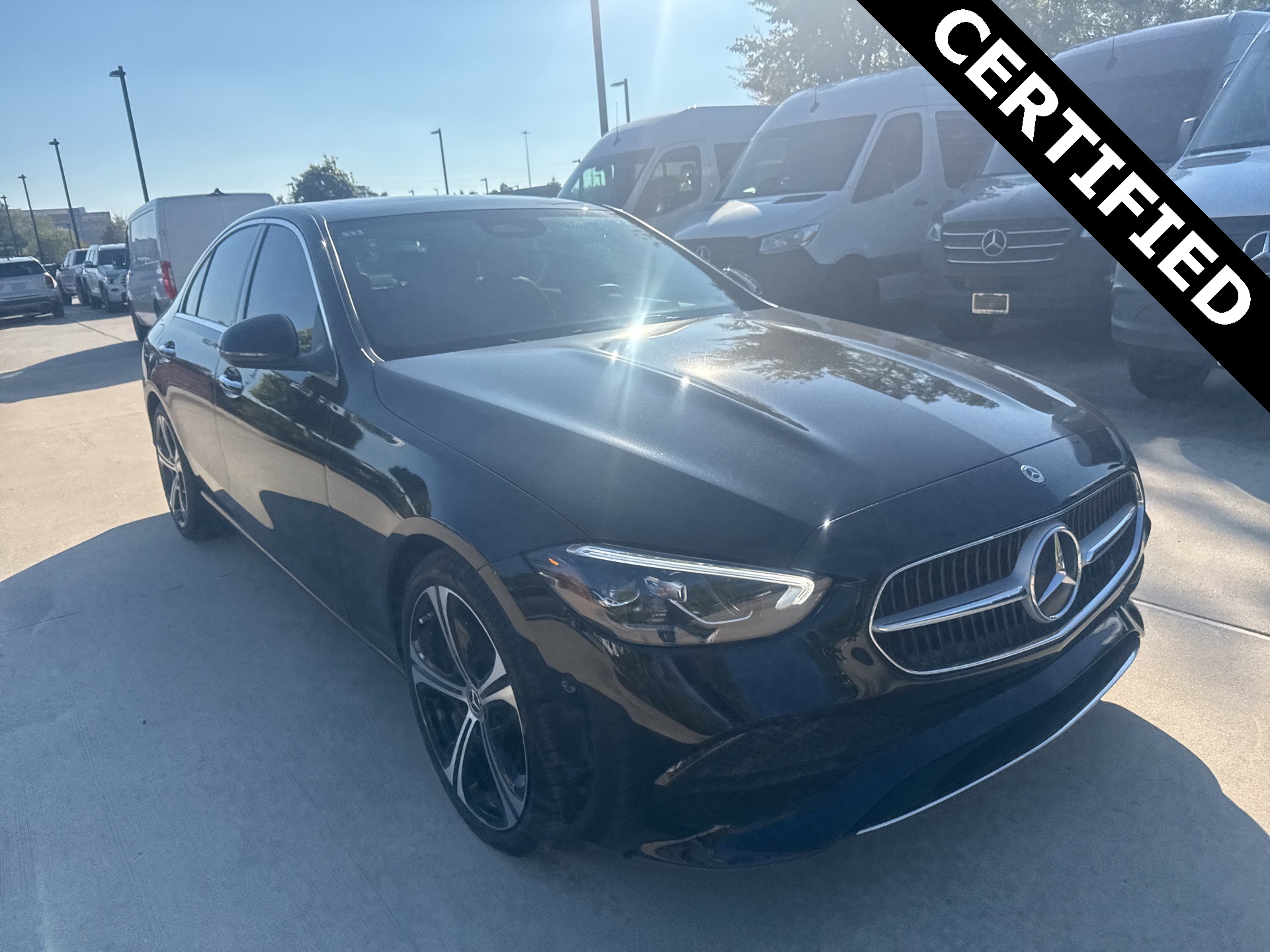 2025 Mercedes-Benz C-Class Sedan C 300's photo