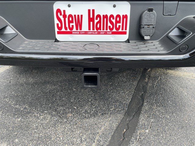 2026 Ram 1500 Laramie photo 3