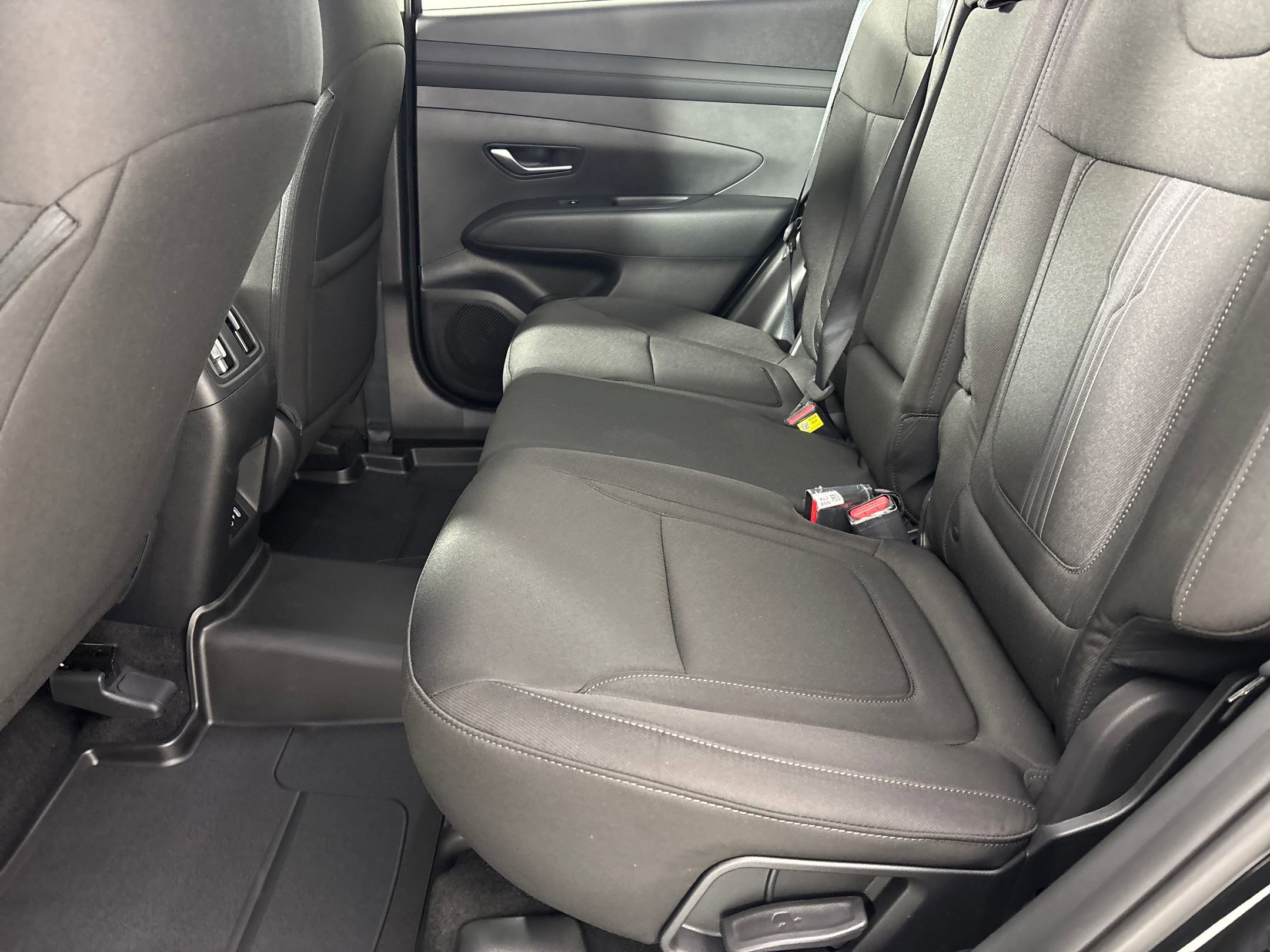 2026 Hyundai Tucson SEL photo 14