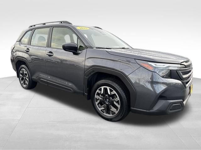 2025 Subaru Forester Base's photo