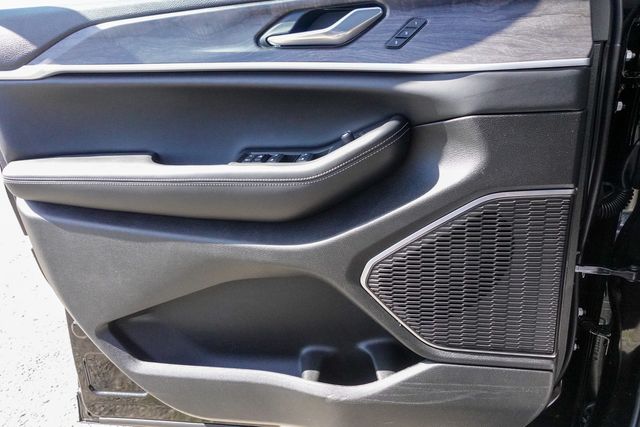 2025 Jeep Grand Cherokee Limited photo 12